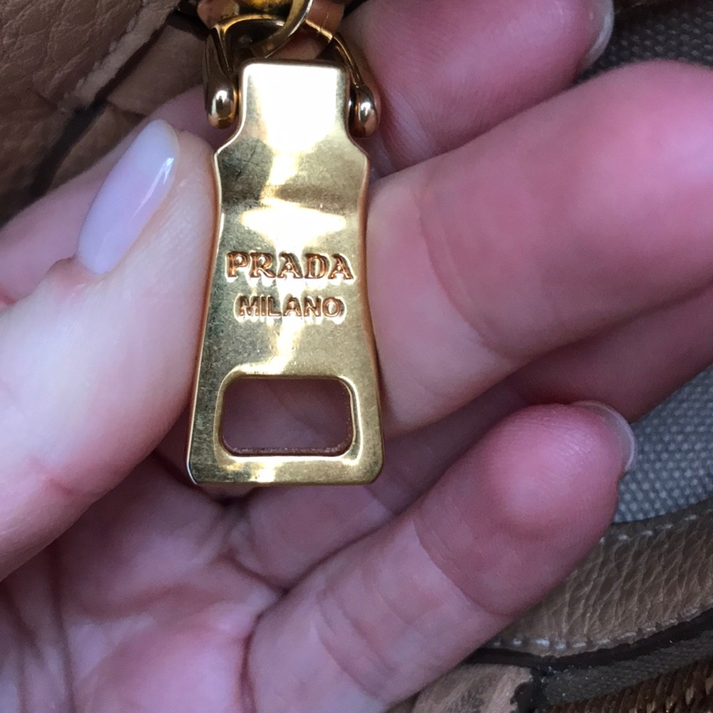 Authentic PRADA tote - Picture 4 of 5